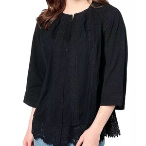 Logo Lavish 2X top Button Front Black Crochet Lace Trim
